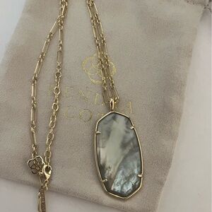 Kendra Scott Paperclip Reid Long Necklace in Gold and Gray illusion